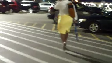 La signora della MILF Cavalli sessantenni porche allatta Jmac di nuovo in vita!