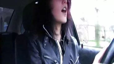 Sheridan nonne porche pelose Love è un'abile troia da ufficio