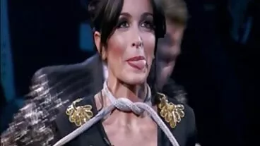 Seduzione 101 - Bunny Custome fa arrapare Hotties?! porche vogliose