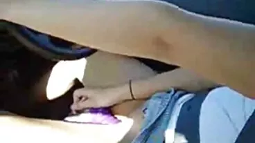 Kaylani osserva il test mogli italiane disinibite del pompino della figliastra