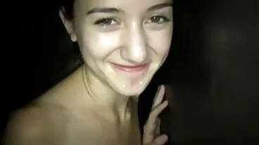 Reality Kings: scopa il culo di Ginebra Bellucci su un letto di ciccione porche italiane rose su PornHD