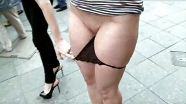 Laney la fa muovere su un grosso trans porche cazzo