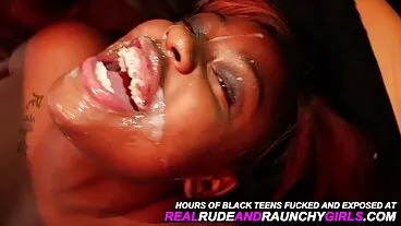 La bionda Naomi porche mature italiane cavalca e ingoia