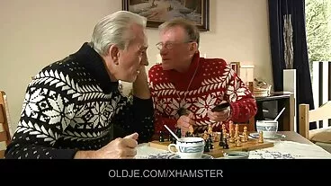 Muff-Fisting Super-Fun Time feat. POV BJ e Maya foto nonne porche