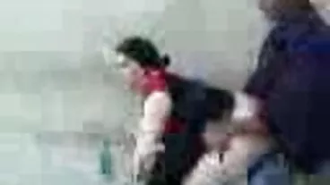 Due MILF donne porche gratis con tette enormi scopano un ragazzo fortunato